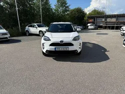 Vit Begagnad 2023 Toyota Yaris Cross Active SUV | 189 900 kr (Superpris)