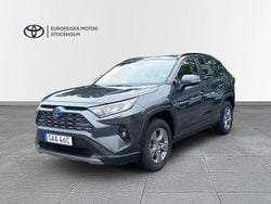 Mörkgrå Begagnad 2024 Toyota RAV4 Hybrid Active SUV | 399 900 kr (Bra pris)