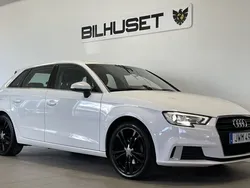 Vit Begagnad 2020 Audi A3 Sportback e-tron Sport Sedan | 219 900 kr
