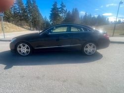 Svart Begagnad 2010 Mercedes E350 AMG Sportkupé | 119 000 kr (Marknadspris)