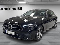 Svart Begagnad 2022 Mercedes C200 Avantgarde Sedan | 379 000 kr (Bra pris)