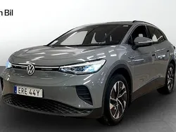 Grå Begagnad 2022 VW ID.4 Pro Performance SUV | 364 900 kr (Lite dyr)