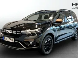 Svart Ny 2024 Dacia Jogger Extreme Minibuss | 346 400 kr (Marknadspris)