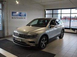 Silver Begagnad 2017 VW Tiguan Highline SUV | 215 000 kr (Marknadspris)