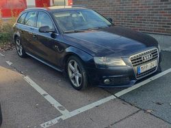 Blå Begagnad 2011 Audi A4 Kombi | 74 400 kr (Marknadspris)