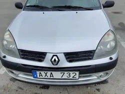 Grå Begagnad 2006 Renault Clio R.S. Authentique Halvkombi | 19 500 kr (Marknadspris)
