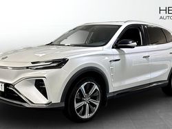 Vit (white) Begagnad 2022 MG Marvel R Performance SUV | 289 900 kr