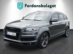Grå Begagnad 2011 Audi Q7 S-Line SUV | 139 900 kr