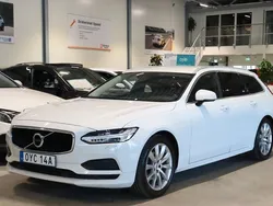 Vit Begagnad 2019 Volvo V90 Momentum Kombi | 209 900 kr (Marknadspris)