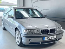 Ljusgrå Begagnad 2003 BMW 330 Performance Sedan | 99 900 kr