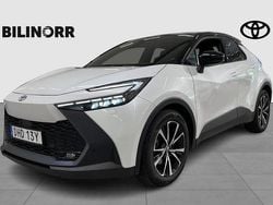 Vit Begagnad 2023 Toyota C-HR Style SUV | 396 600 kr (Bra pris)