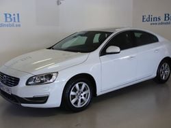 Vit Begagnad 2016 Volvo S60 Summum Sedan | 109 000 kr (Marknadspris)