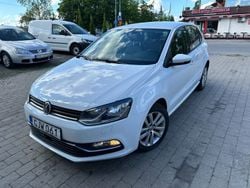 Vit Begagnad 2017 VW Polo Halvkombi | 97 400 kr (Marknadspris)