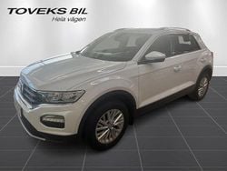 Vit Begagnad 2018 VW T-Roc Style SUV | 139 900 kr (Marknadspris)