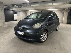 Grå Begagnad 2008 Toyota Aygo Halvkombi | 25 000 kr (Marknadspris)