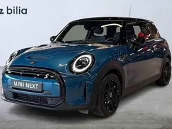 Blå Begagnad 2024 Mini Cooper SE Halvkombi | 239 000 kr