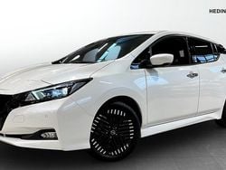 Vit Begagnad 2022 Nissan Leaf 360º Halvkombi | 194 900 kr (Marknadspris)
