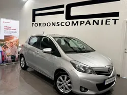 Silver Begagnad 2012 Toyota Yaris Active Halvkombi | 109 900 kr (Dyr)