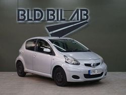 Silver Begagnad 2009 Toyota Aygo Halvkombi | 22 900 kr (Lite dyr)