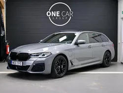 Grå Begagnad 2022 BMW 530e M Sport Kombi | 529 900 kr