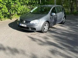 Grå Begagnad 2008 VW Golf Trendline Halvkombi | 33 000 kr (Lite dyr)