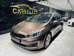 Brun Begagnad 2016 Kia Ceed Halvkombi | 149 900 kr (Lite dyr)
