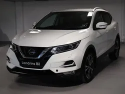 Vit Begagnad 2017 Nissan Qashqai Tekna SUV | 159 500 kr (Marknadspris)
