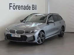 Grå (skyscraper grå metallic) Begagnad 2024 BMW 330e M Sport Kombi | 549 000 kr (Lite dyr)