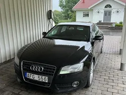 Svart Begagnad 2011 Audi A5 Sportback Comfort Halvkombi | 125 000 kr (Marknadspris)