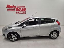 Grå Begagnad 2013 Ford Fiesta Titanium Halvkombi | 69 900 kr (Marknadspris)