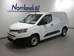 Vit (arctic vit) Begagnad 2021 Toyota Proace City Van | 209 900 kr (Bra pris)