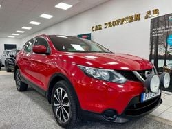 Röd Begagnad 2015 Nissan Qashqai Visia SUV | 109 900 kr (Marknadspris)