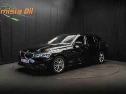Svart Begagnad 2021 BMW 330e iPerformance Kombi | 229 400 kr (Superpris)