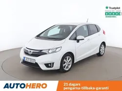 Vit Begagnad 2015 Honda Jazz Halvkombi | 126 000 kr