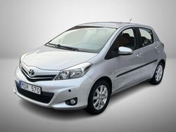 Silver Begagnad 2012 Toyota Yaris Multidrive S Halvkombi | 99 900 kr (Marknadspris)