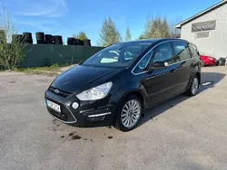 Svart Begagnad 2014 Ford S-MAX Business Edition Minibuss | 74 900 kr (Marknadspris)