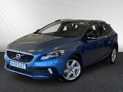 Blå Begagnad 2014 Volvo V40 CC Business Edition Kombi | 179 800 kr (Marknadspris)