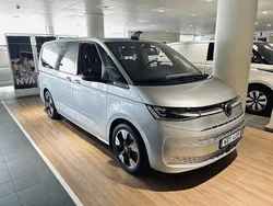 Silver (reflexsilver metallic) Ny 2025 VW T7 Edition Van | 816 700 kr