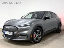 Grå Begagnad 2021 Ford Mustang Mach-E SUV | 309 000 kr (Marknadspris)