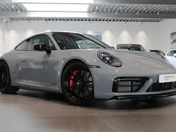 Grå (arctic grey) Begagnad 2022 Porsche 911 Carrera GTS Sportkupé | 1 845 000 kr