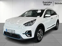 Vit Begagnad 2022 Kia e-Niro Advance SUV | 259 200 kr (Bra pris)