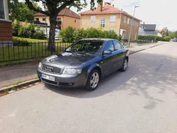Grå Begagnad 2005 Audi A4 Comfort Sedan | 31 000 kr