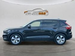 Svart Begagnad 2020 Volvo XC40 Momentum SUV | 249 500 kr (Marknadspris)