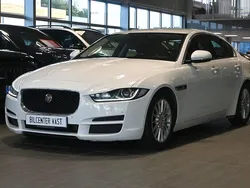 Vit Begagnad 2015 Jaguar XE Sedan | 119 000 kr (Lite dyr)
