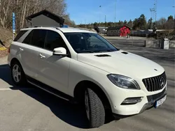 Vit Begagnad 2013 Mercedes ML250 SUV | 185 000 kr