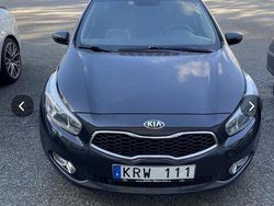 Svart Begagnad 2013 Kia Ceed Kombi | 59 900 kr (Marknadspris)