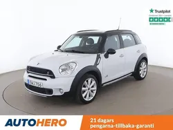 Vit Begagnad 2015 Mini Cooper SD Countryman SUV | 128 000 kr
