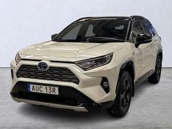 Vit Begagnad 2020 Toyota RAV4 Hybrid SUV | 359 900 kr (Marknadspris)