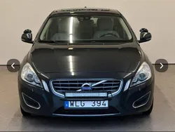 Grå Begagnad 2011 Volvo S60 Summum Sedan | 71 000 kr (Marknadspris)