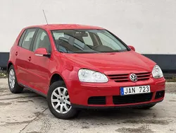 Röd Begagnad 2009 VW Golf VI Halvkombi | 42 000 kr (Superpris)